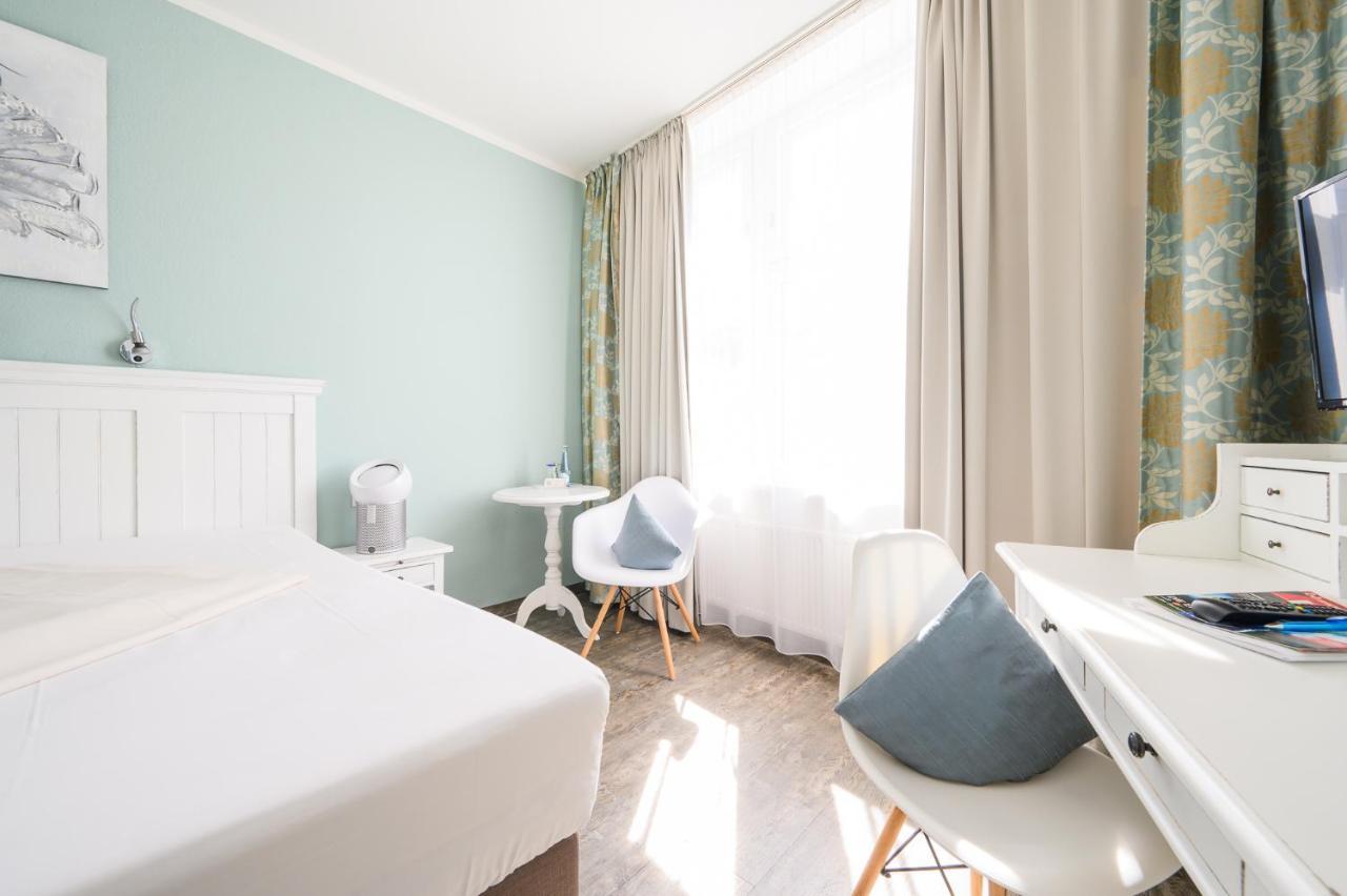 Hotel Kaspar Garni Зигбург Екстериор снимка